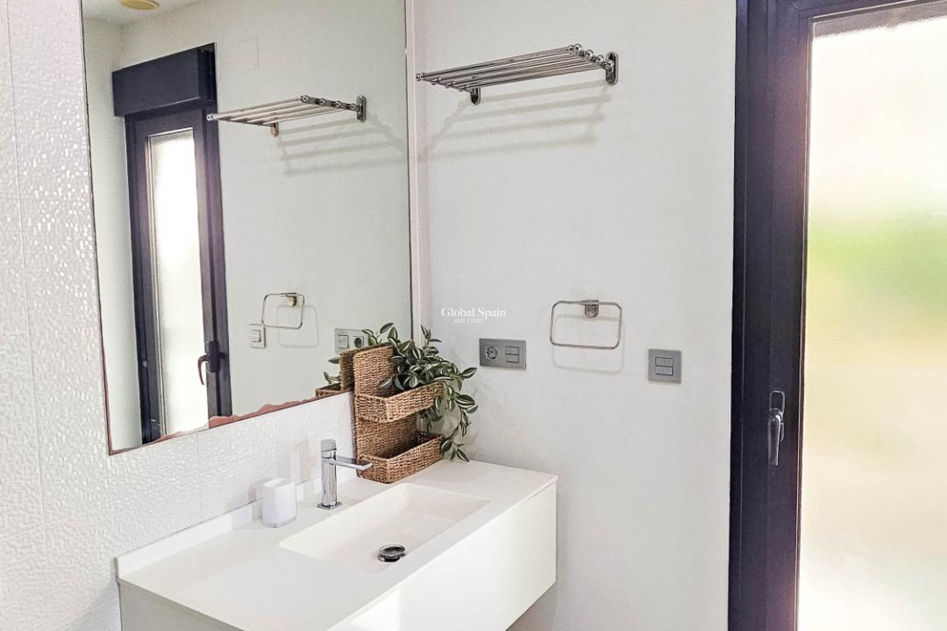 Resale - VILLA -
ROJALES - Cuidad Quesada