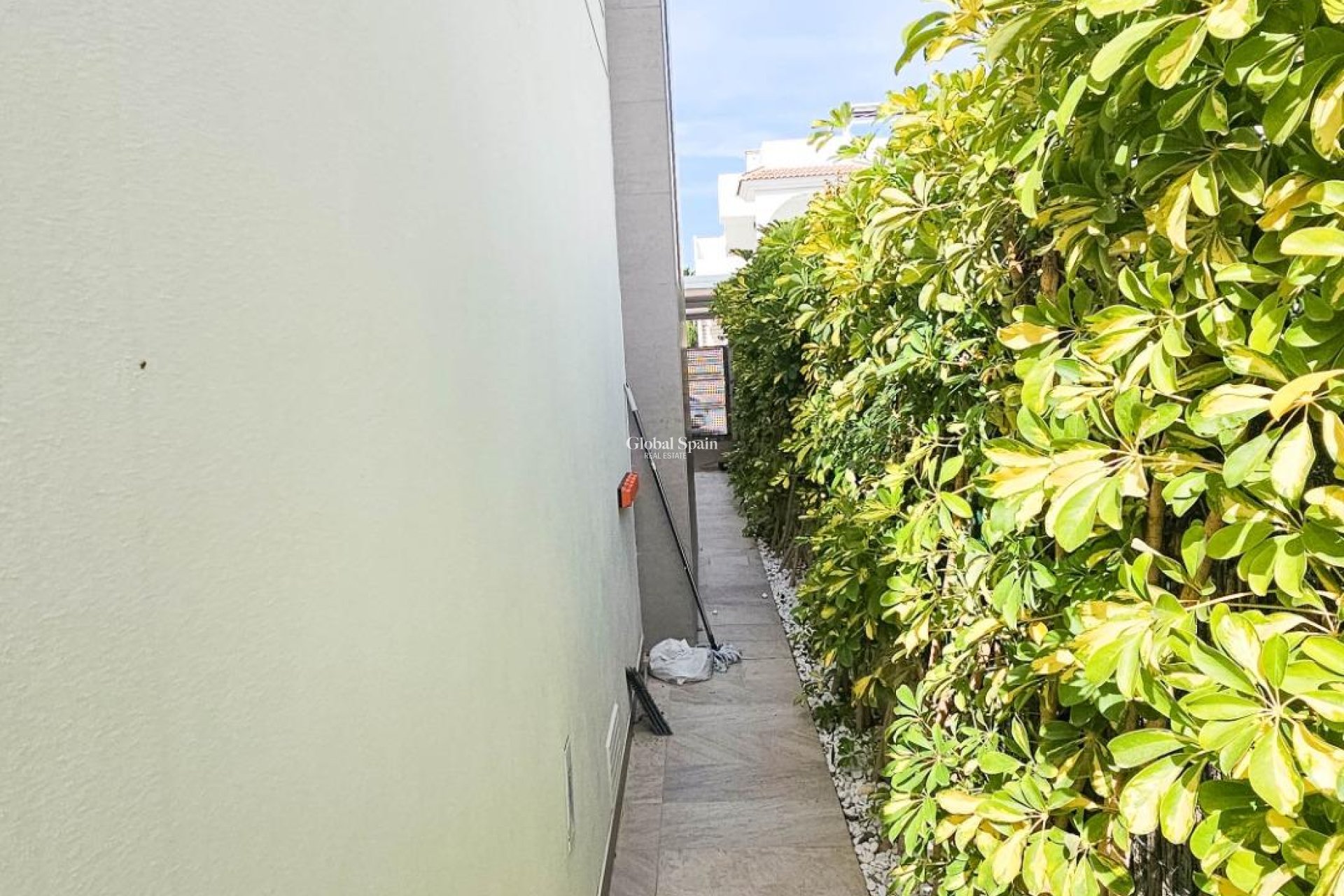 Resale - VILLA -
ROJALES - Cuidad Quesada