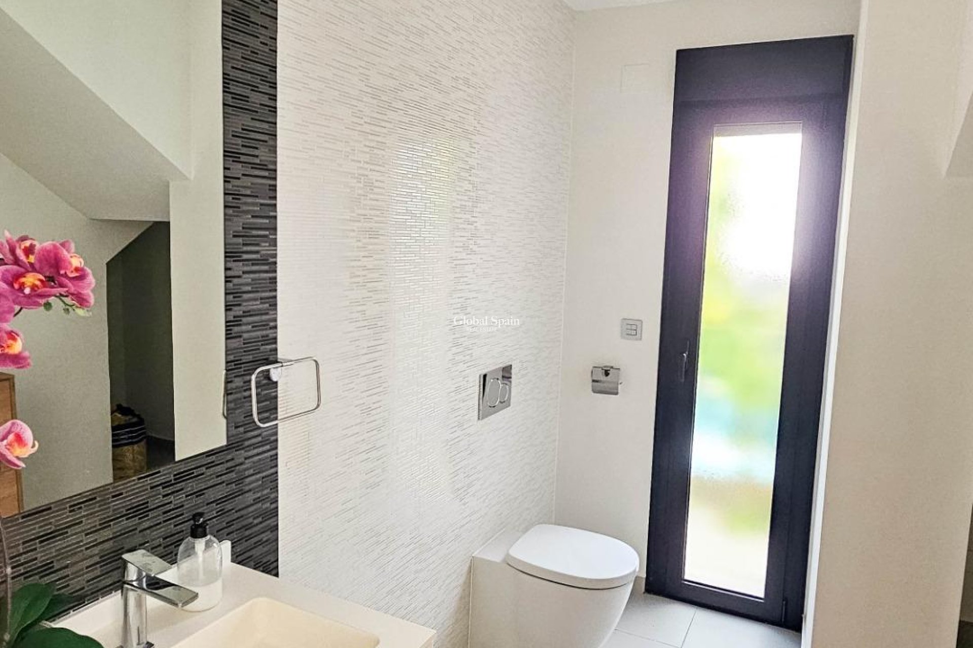 Resale - VILLA -
ROJALES - Cuidad Quesada