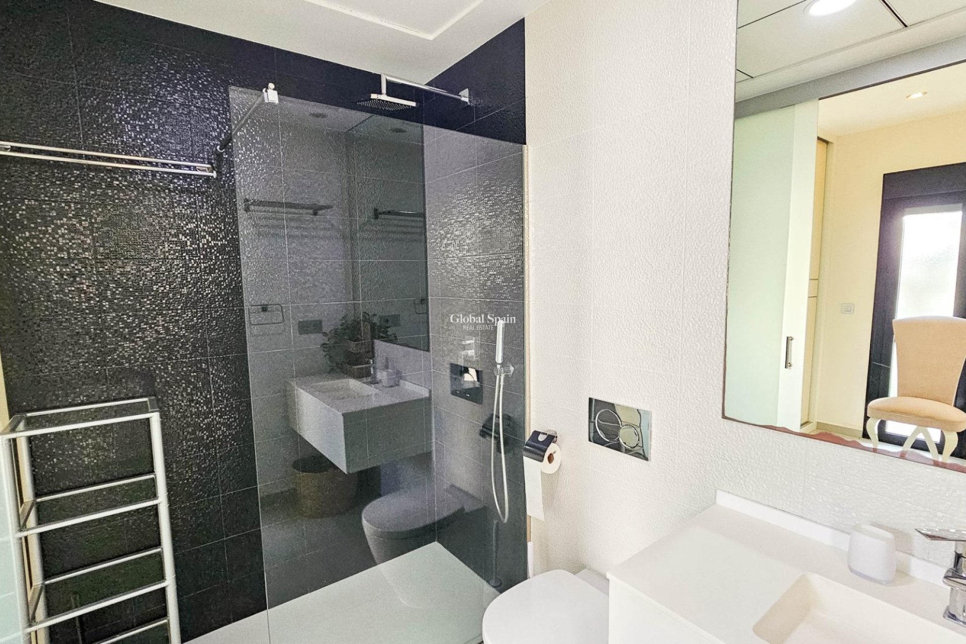 Resale - VILLA -
ROJALES - Cuidad Quesada