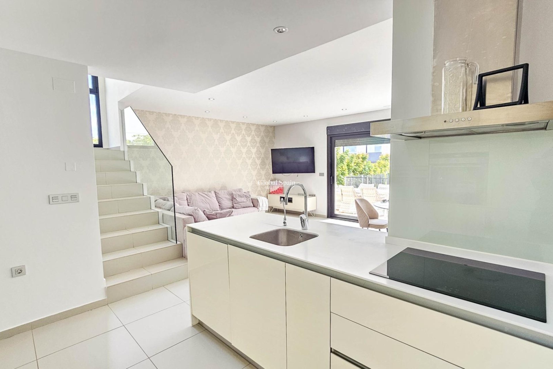 Resale - VILLA -
ROJALES - Cuidad Quesada