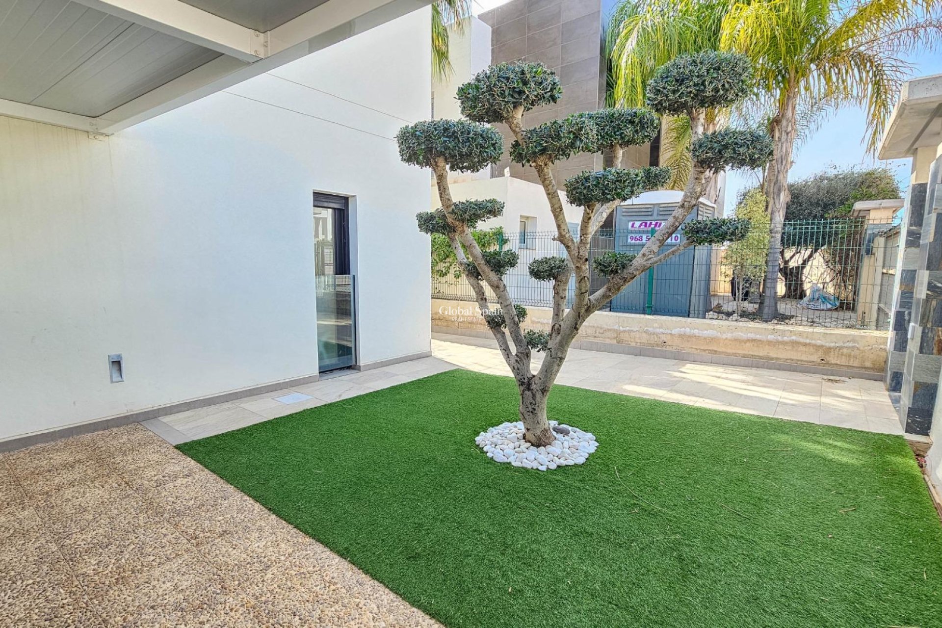 Resale - VILLA -
ROJALES - Cuidad Quesada