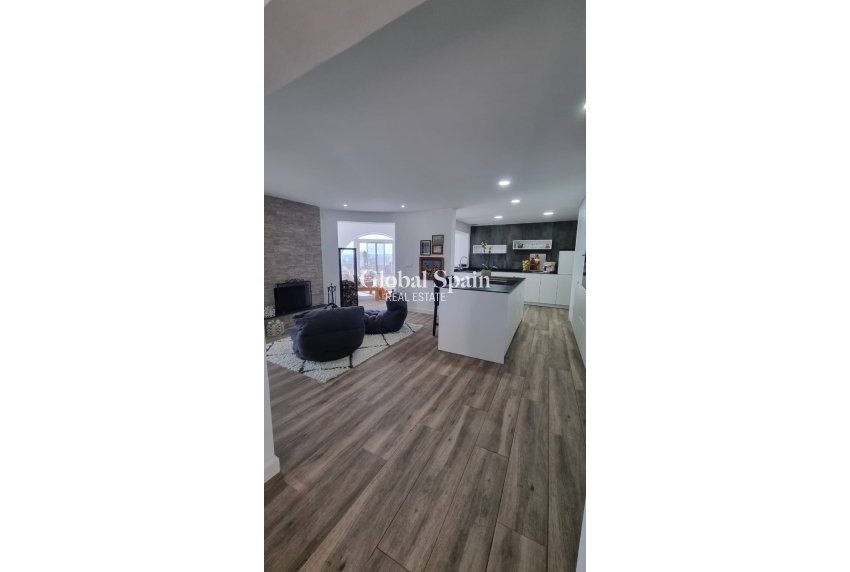 Resale - VILLA -
ROJALES - Cuidad Quesada