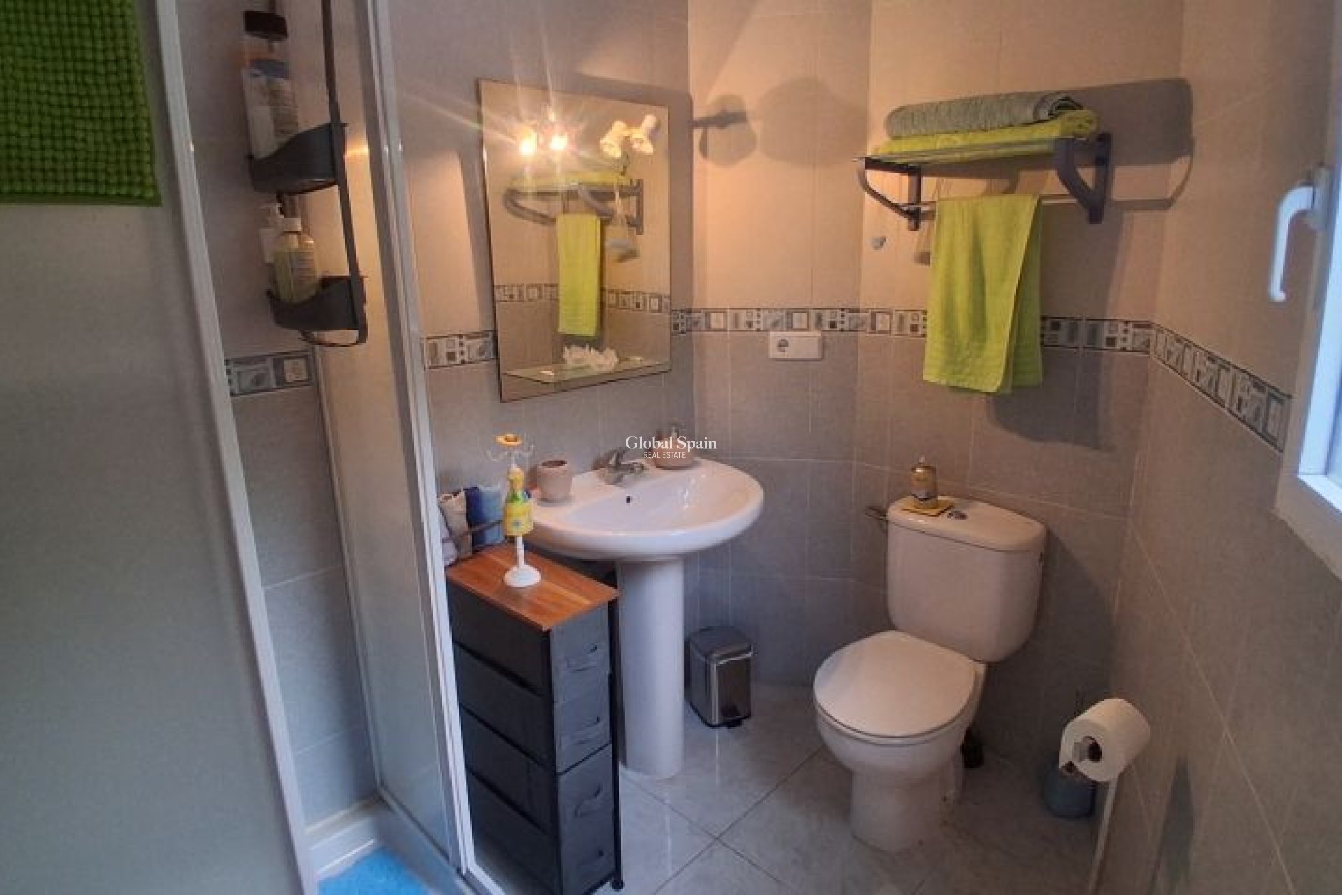 Resale - VILLA -
ROJALES - Inland