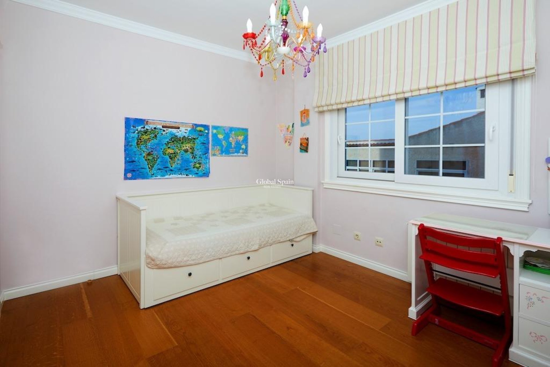 Resale - VILLA -
ROJALES - Inland