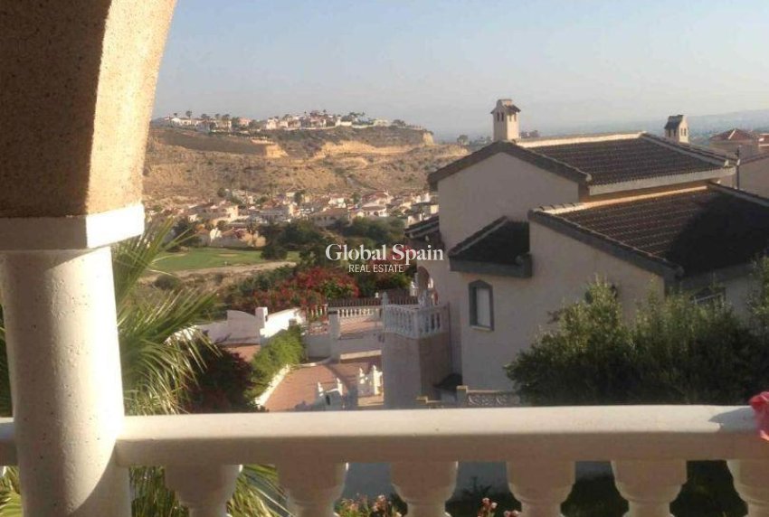 Resale - VILLA -
ROJALES - La Marquesa Golf