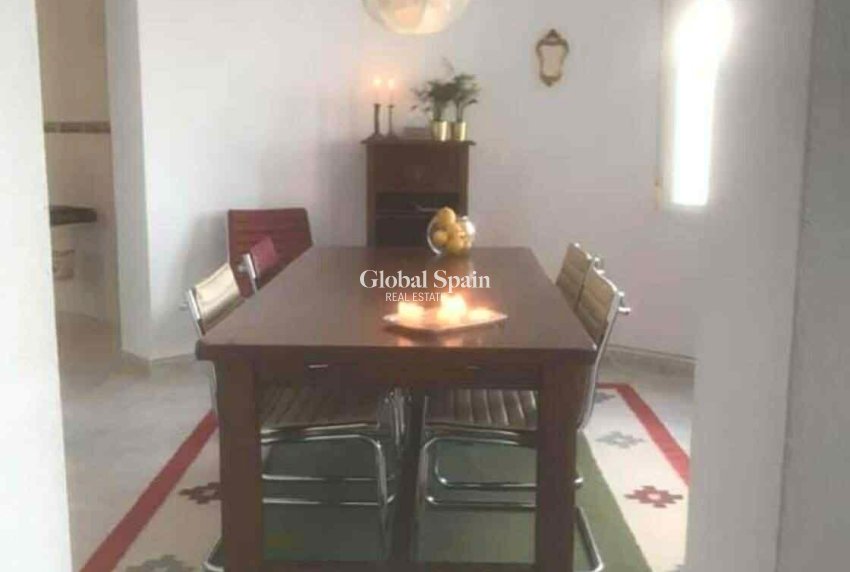 Resale - VILLA -
ROJALES - La Marquesa Golf