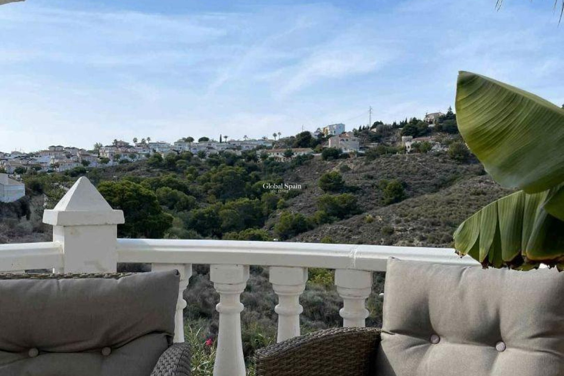 Resale - VILLA -
ROJALES - La Marquesa Golf