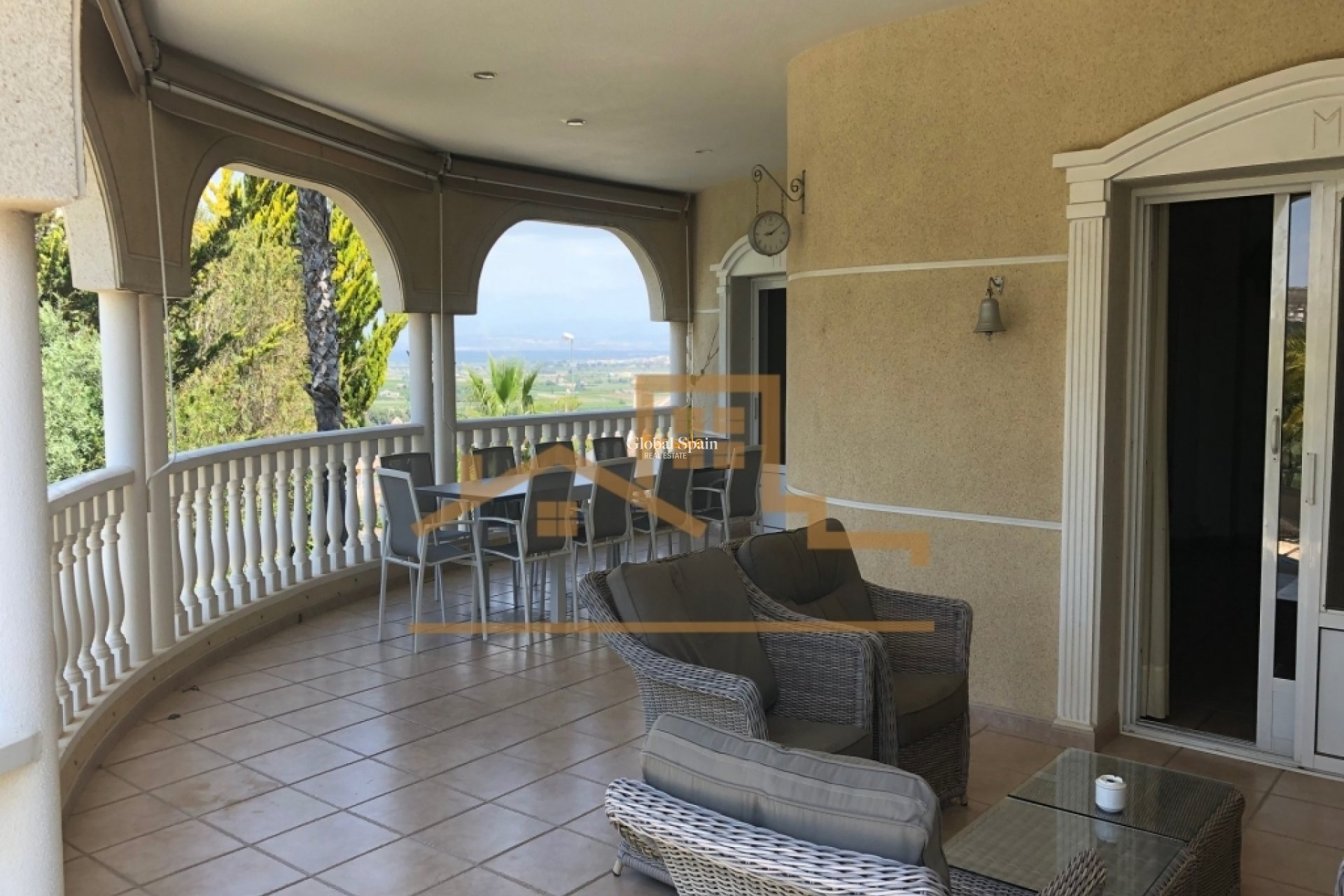 Resale - Villa -
ROJALES - La Marquesa