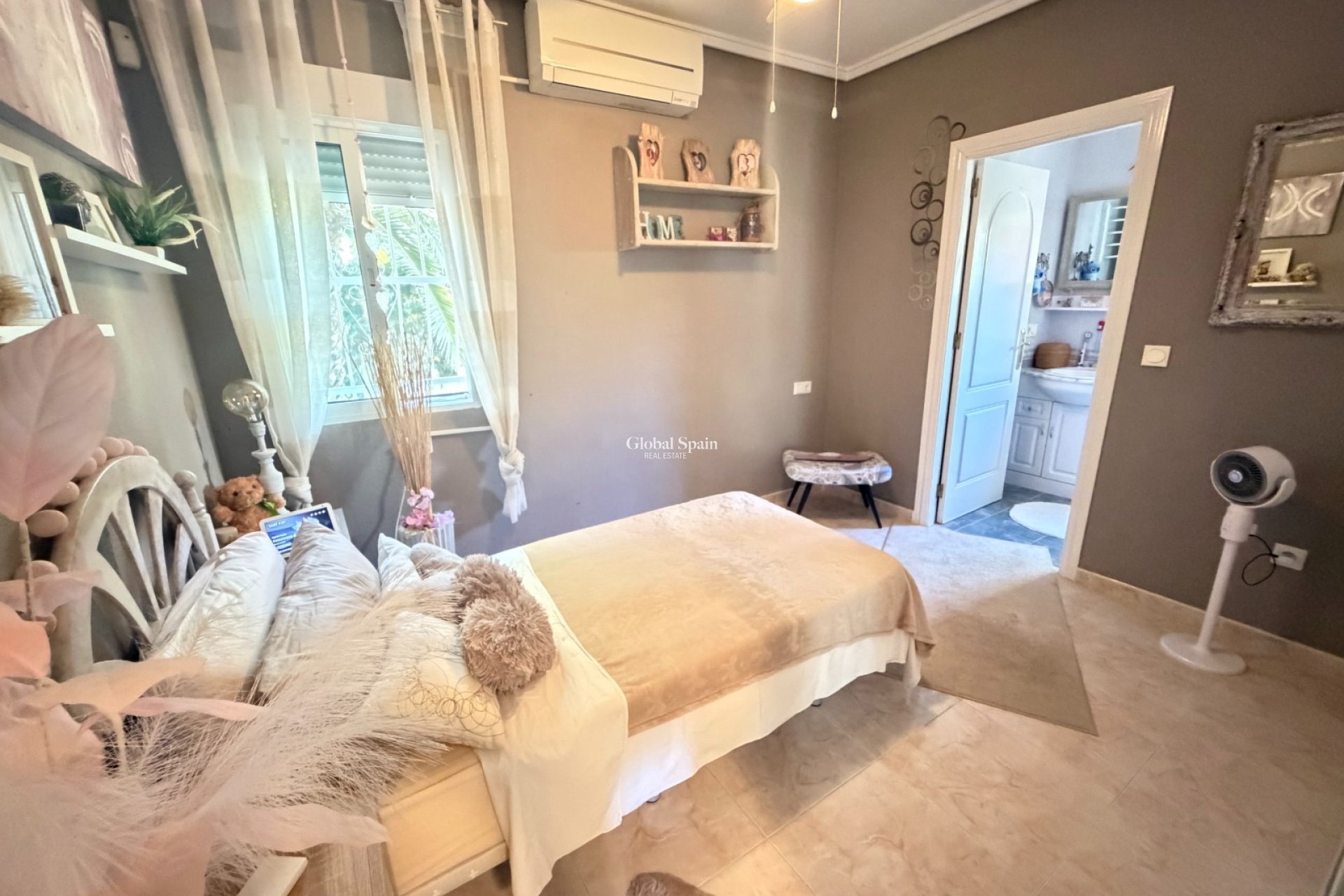 Resale - VILLA -
ROJALES - Lo Pepín