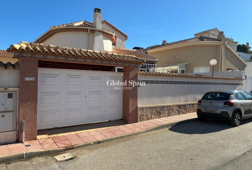Resale - VILLA -
ROJALES - Rojales Hills