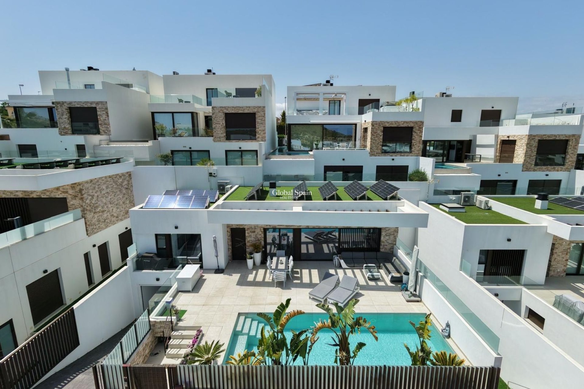 Resale - VILLA -
ROJALES - Rojales