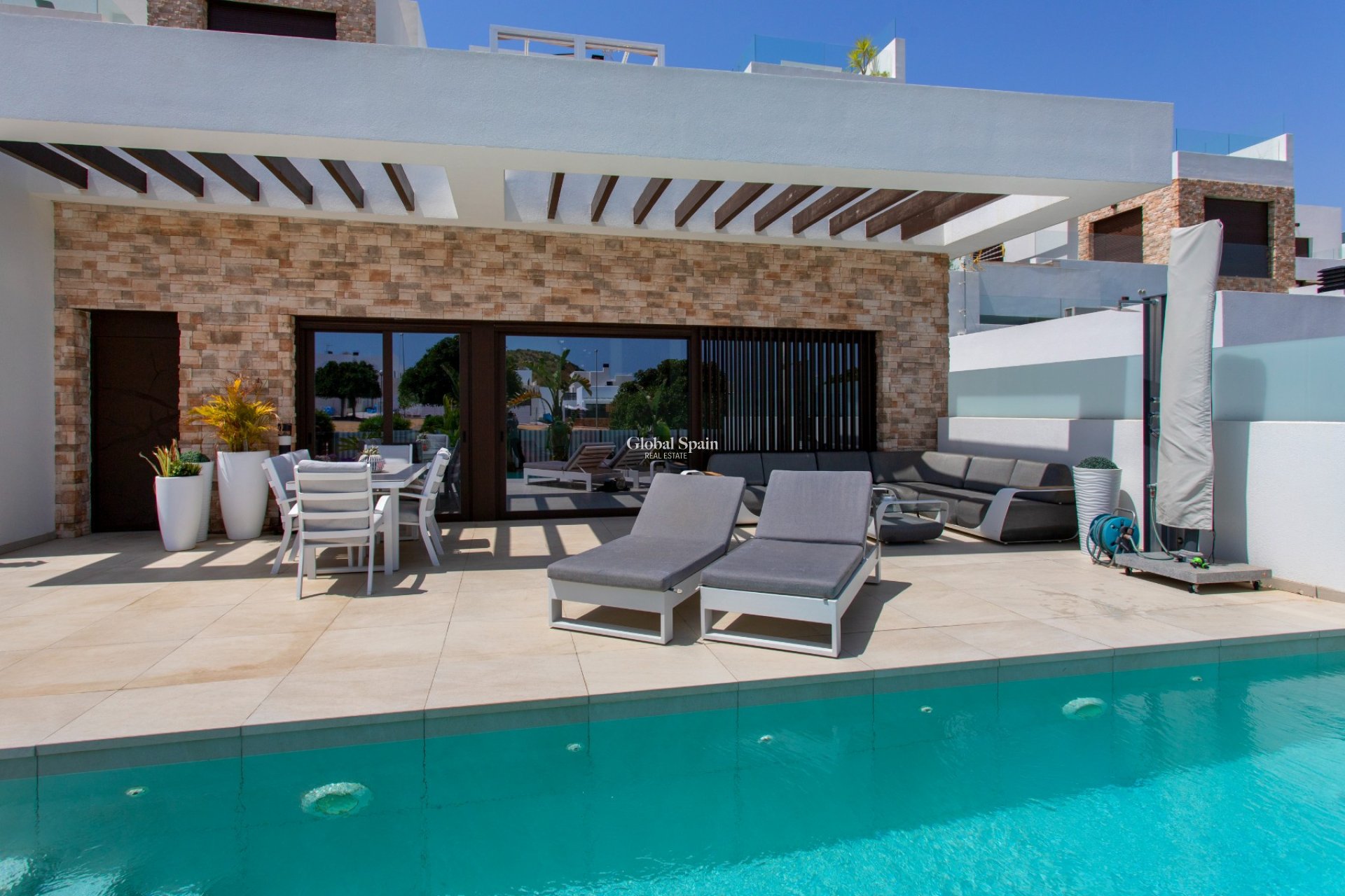 Resale - VILLA -
ROJALES - Rojales
