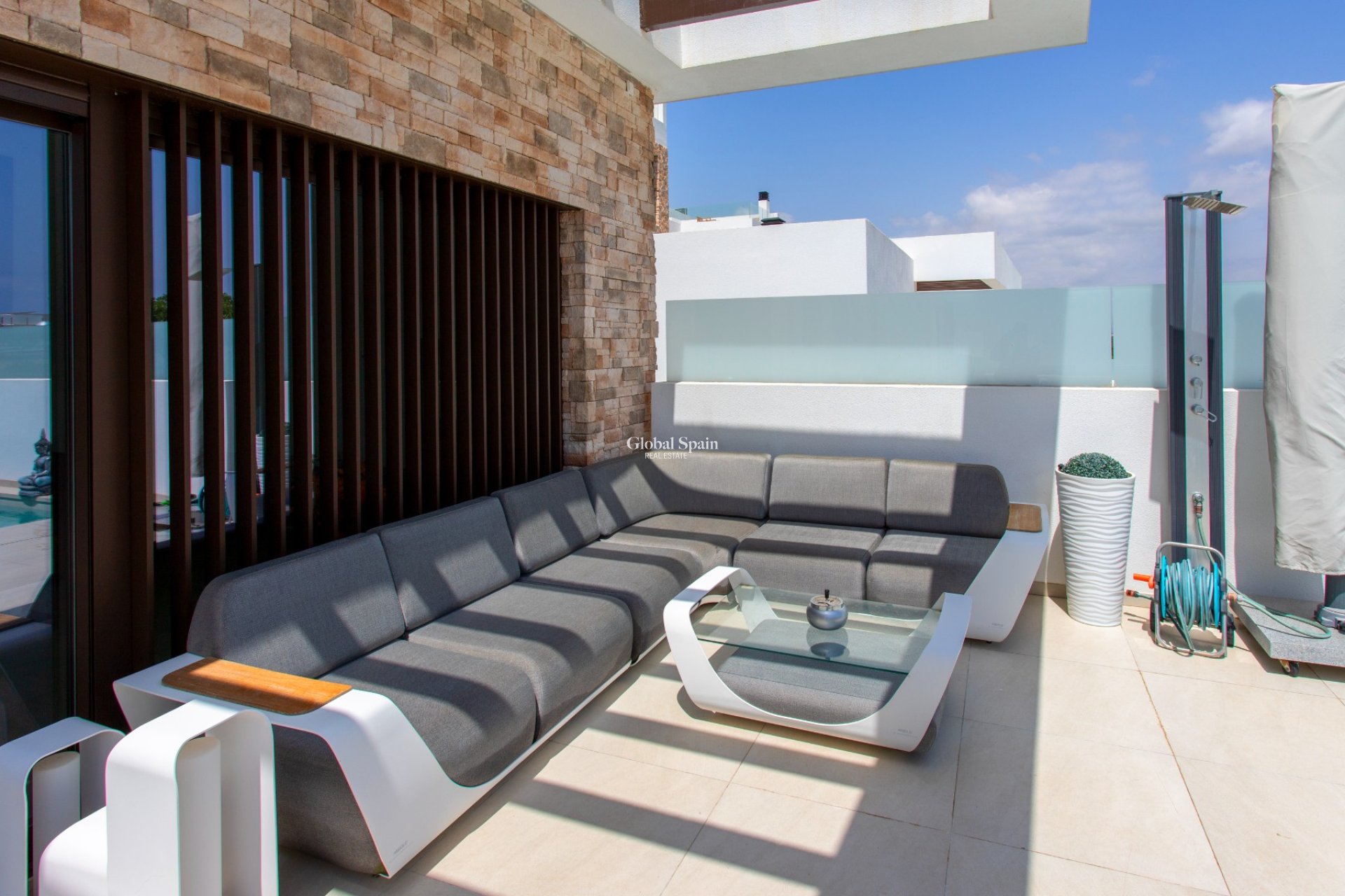 Resale - VILLA -
ROJALES - Rojales