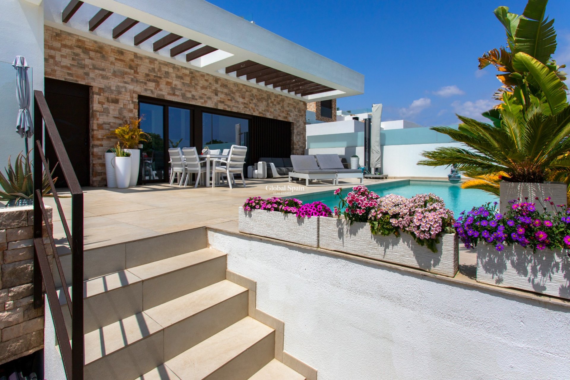 Resale - VILLA -
ROJALES - Rojales