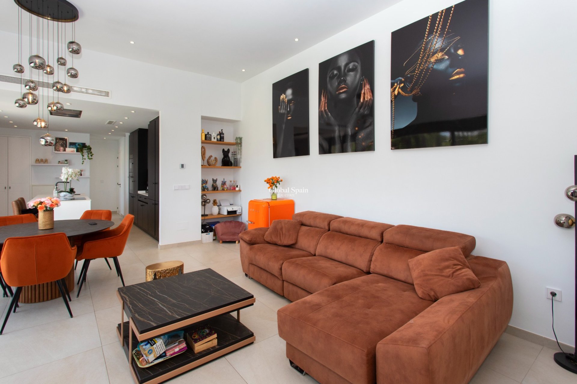 Resale - VILLA -
ROJALES - Rojales