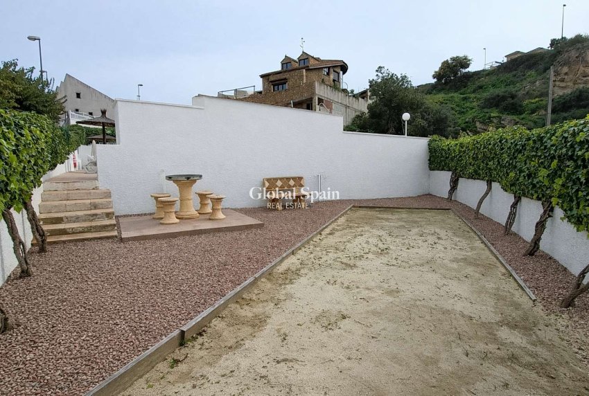Resale - VILLA -
ROJALES - Rojales