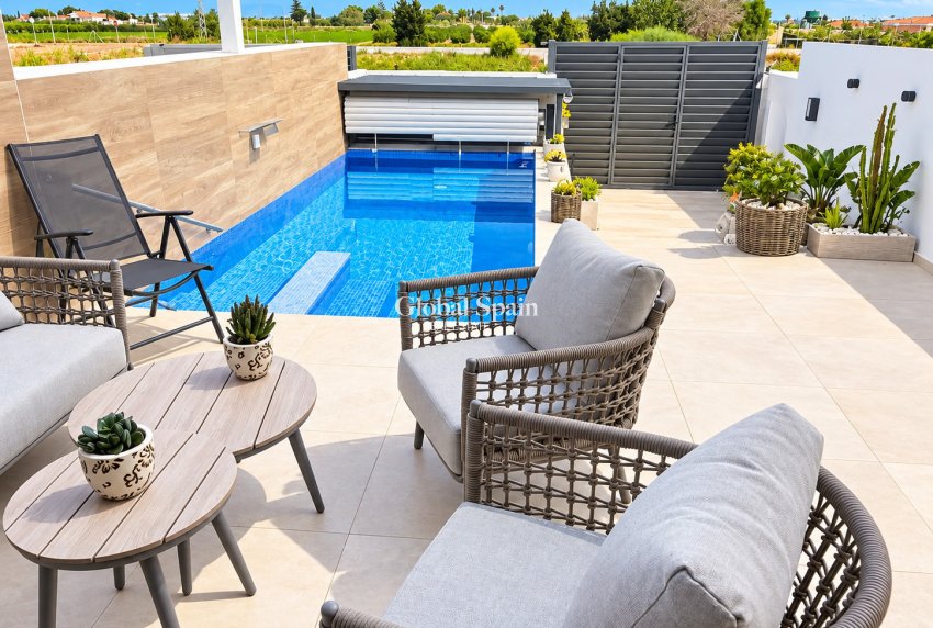 Resale - VILLA -
ROJALES - Rojales