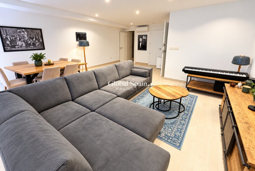 Resale - VILLA -
ROJALES - Rojales