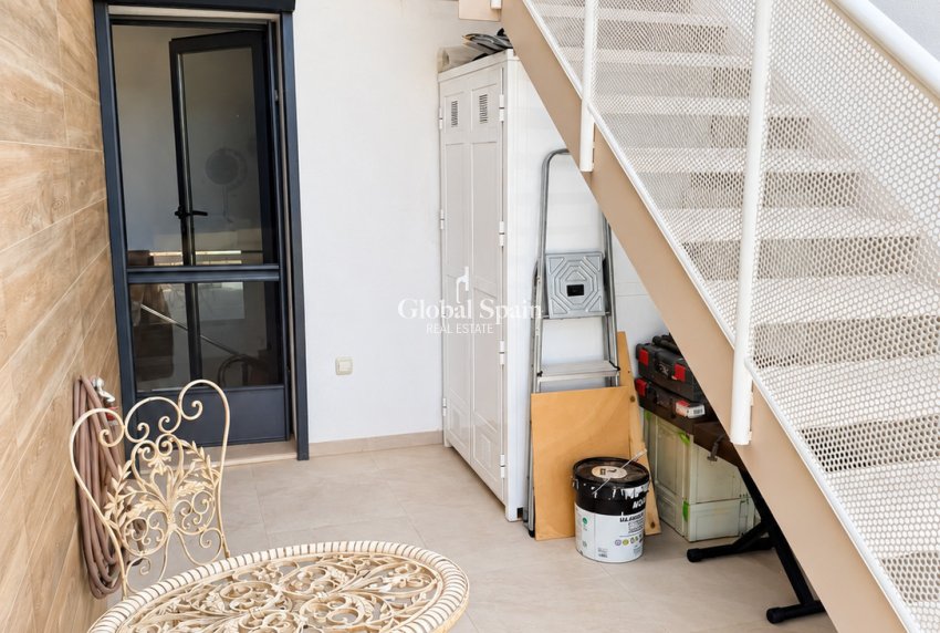 Resale - VILLA -
ROJALES - Rojales