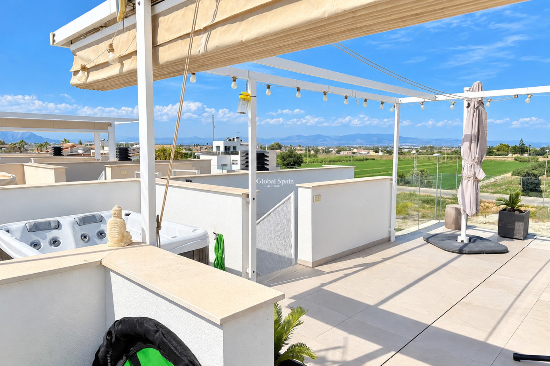 Resale - VILLA -
ROJALES - Rojales