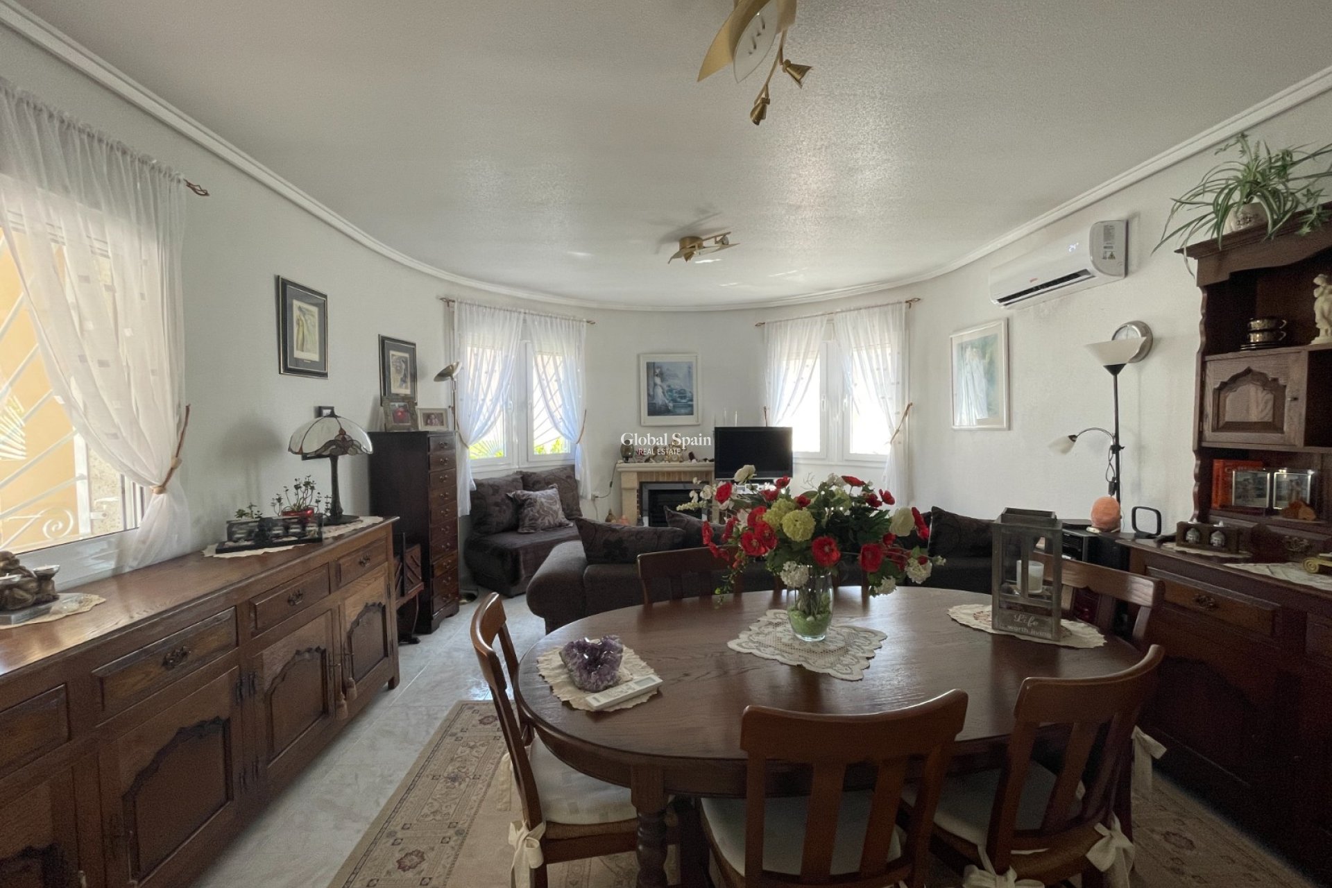 Resale - Villa -
ROJALES - Rojales