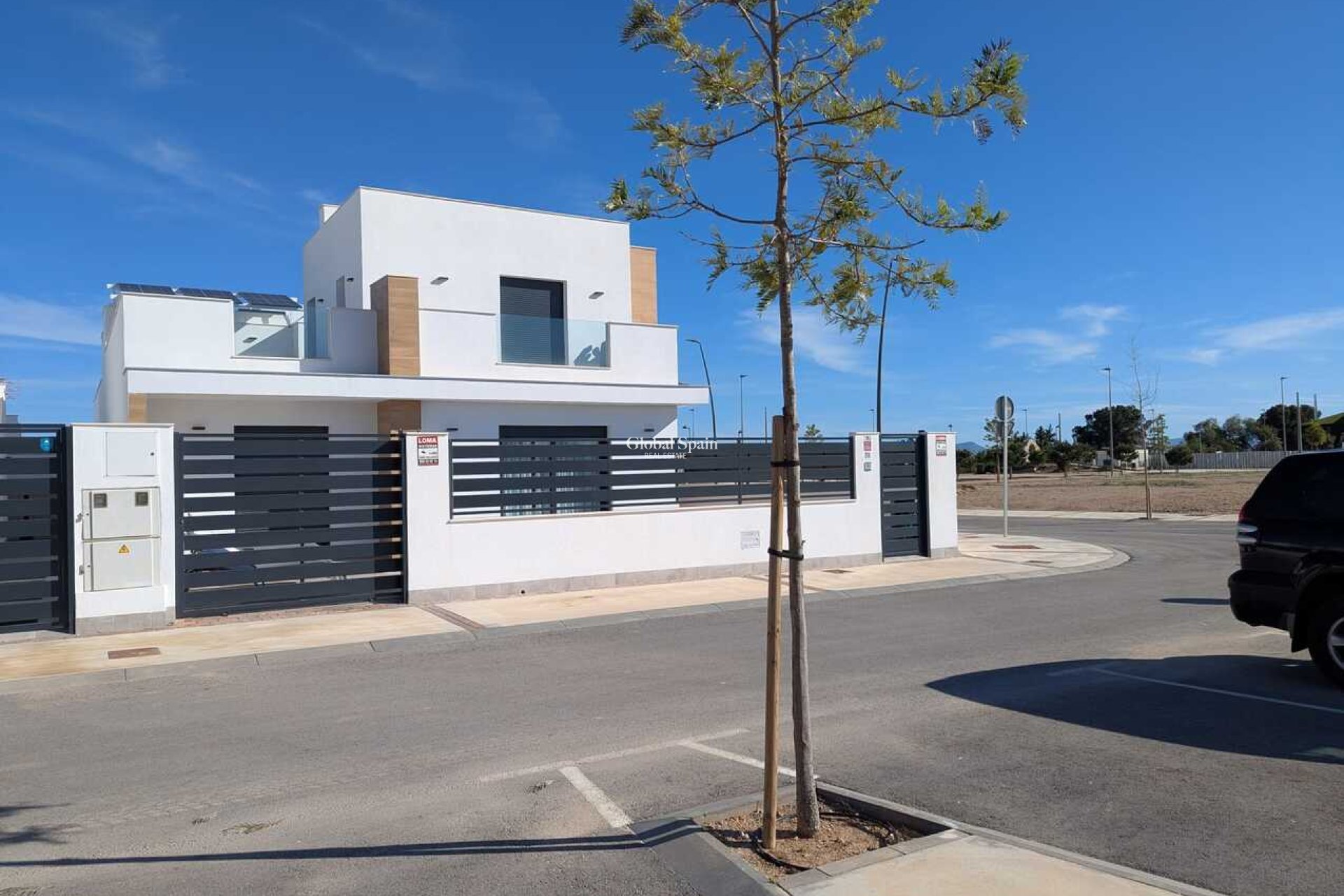 Resale - VILLA -
ROLDÁN - Inland