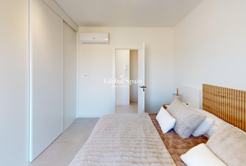 Resale - VILLA -
ROLDÁN - Inland