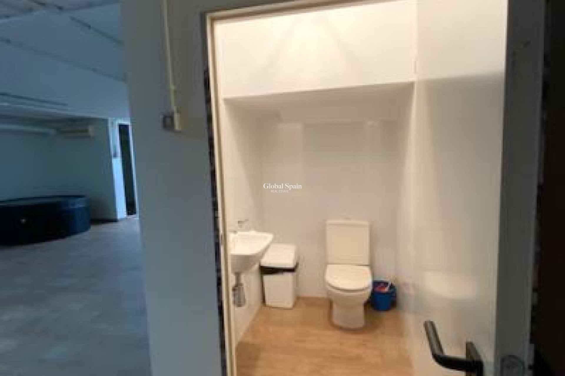 Resale - VILLA -
ROLDÁN - Inland