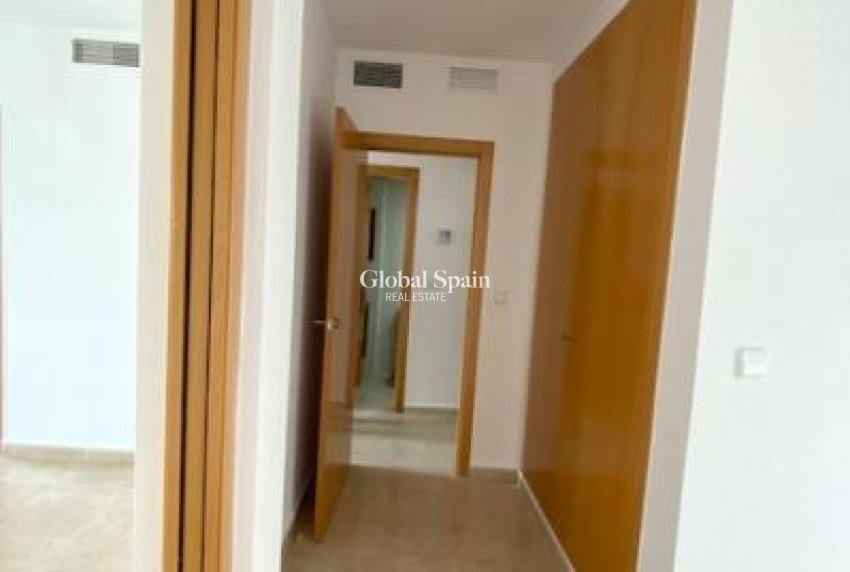 Resale - VILLA -
ROLDÁN - Inland