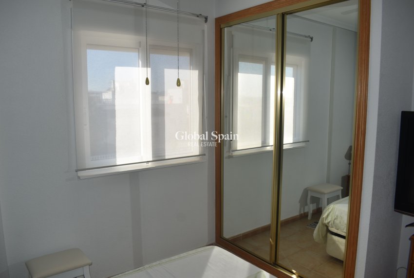 Resale - VILLA -
SAN FULGENCIO - Costa Blanca