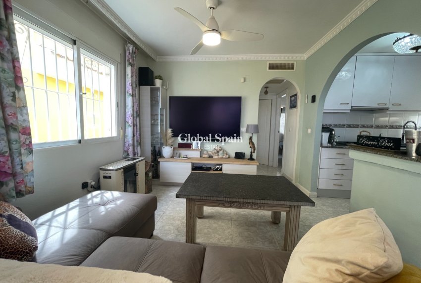 Resale - VILLA -
SAN FULGENCIO - Costa Blanca
