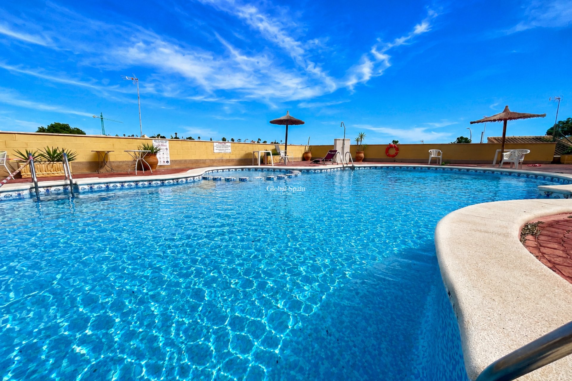 Resale - VILLA -
SAN FULGENCIO - Costa Blanca
