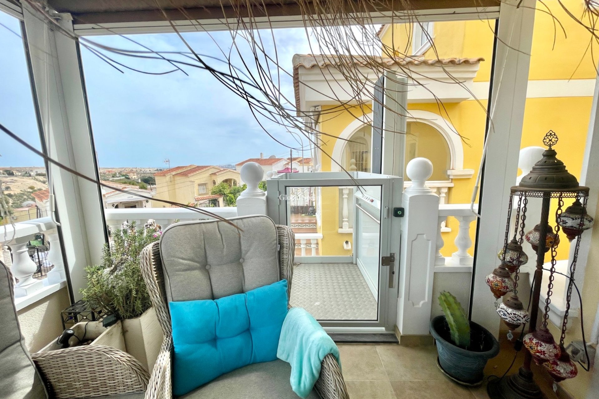 Resale - VILLA -
SAN FULGENCIO - Costa Blanca