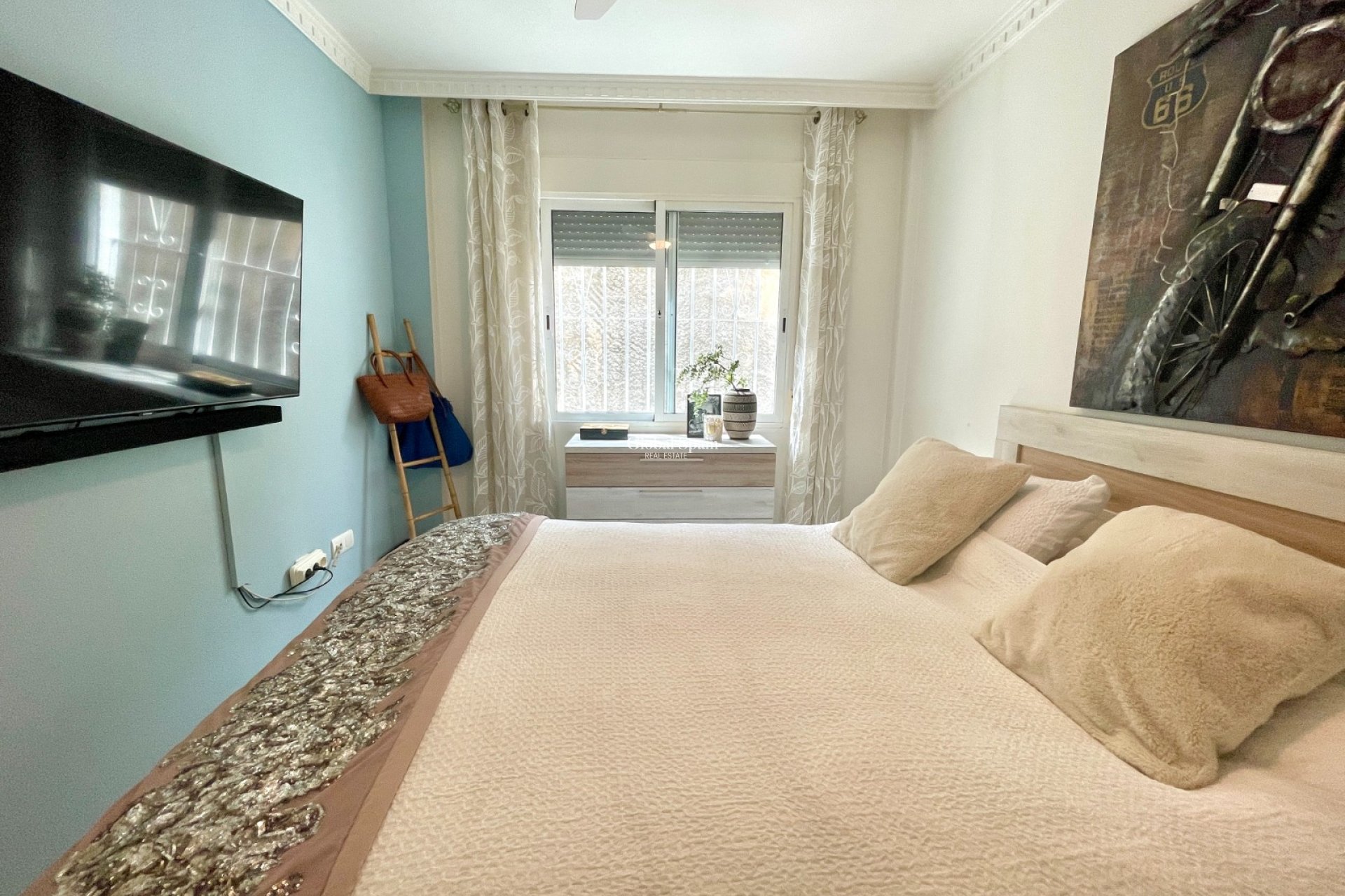 Resale - VILLA -
SAN FULGENCIO - Costa Blanca