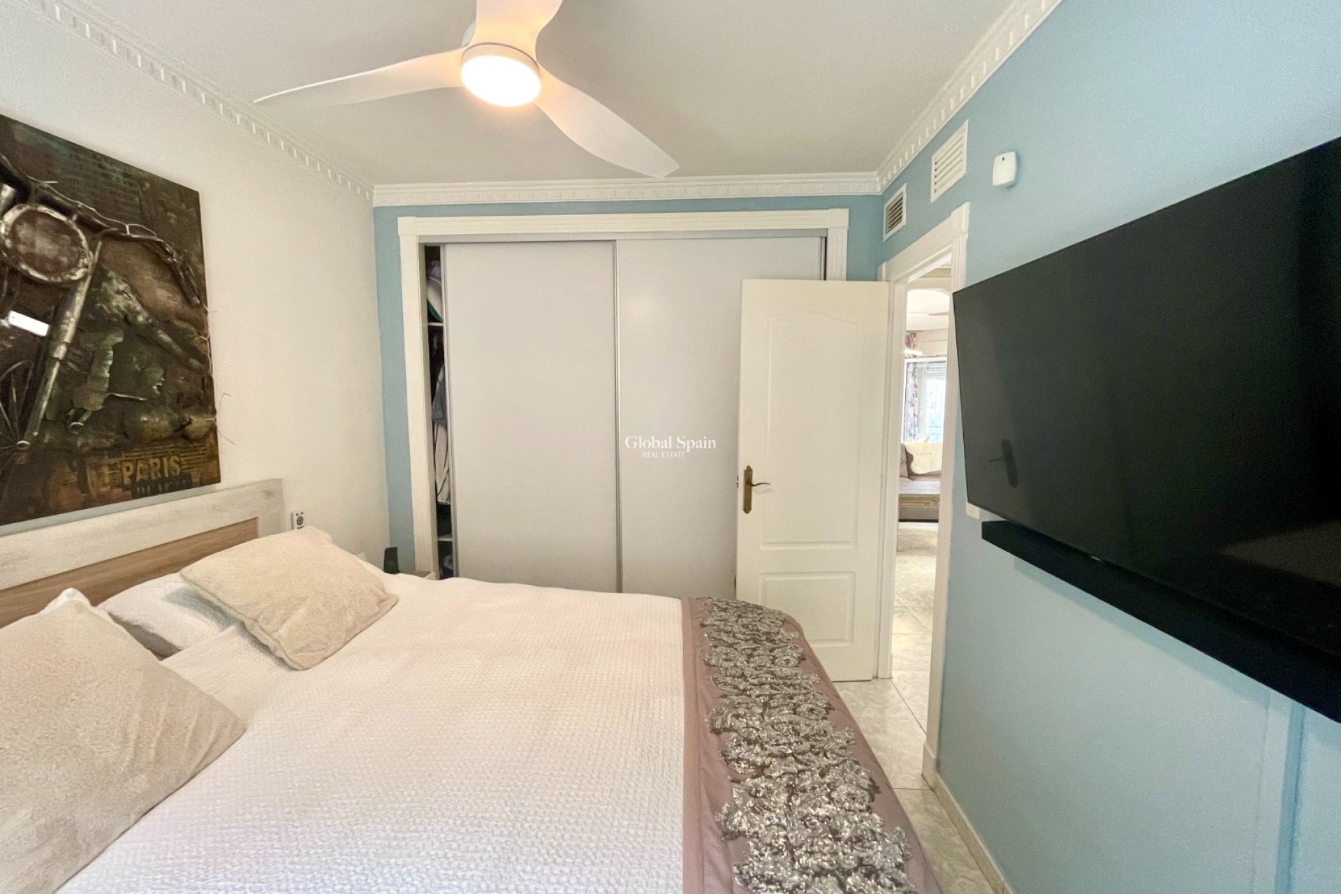 Resale - VILLA -
SAN FULGENCIO - Costa Blanca
