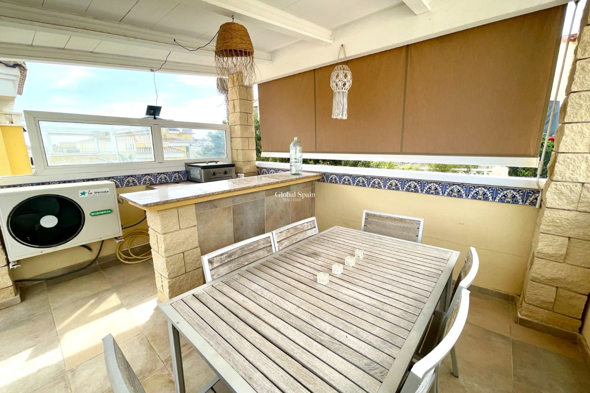 Resale - VILLA -
SAN FULGENCIO - Costa Blanca