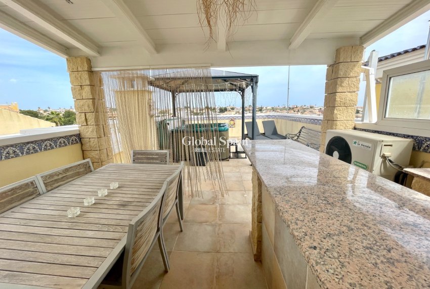 Resale - VILLA -
SAN FULGENCIO - Costa Blanca