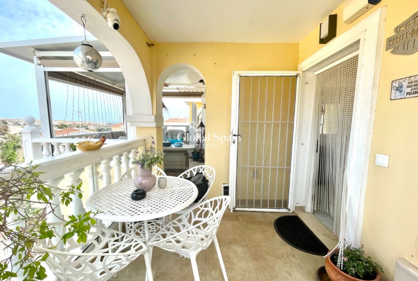 Resale - VILLA -
SAN FULGENCIO - Costa Blanca