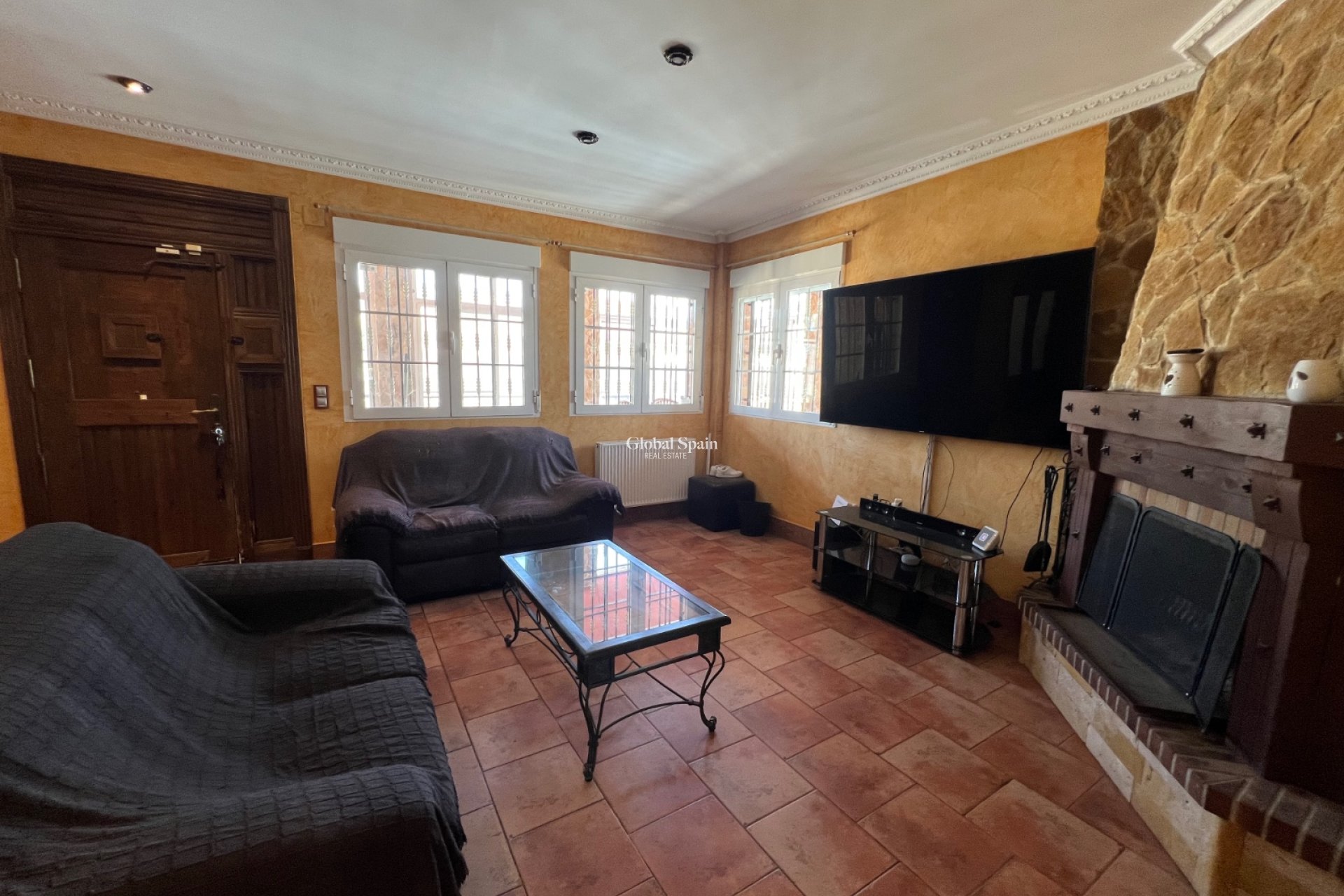 Resale - VILLA -
SAN FULGENCIO - Costa Blanca