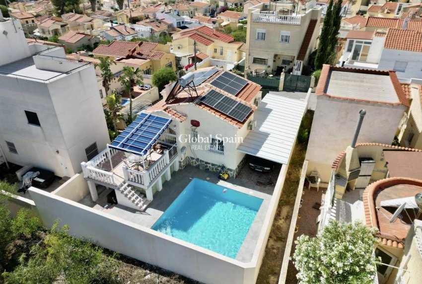 Resale - VILLA -
SAN FULGENCIO - LA MARINA