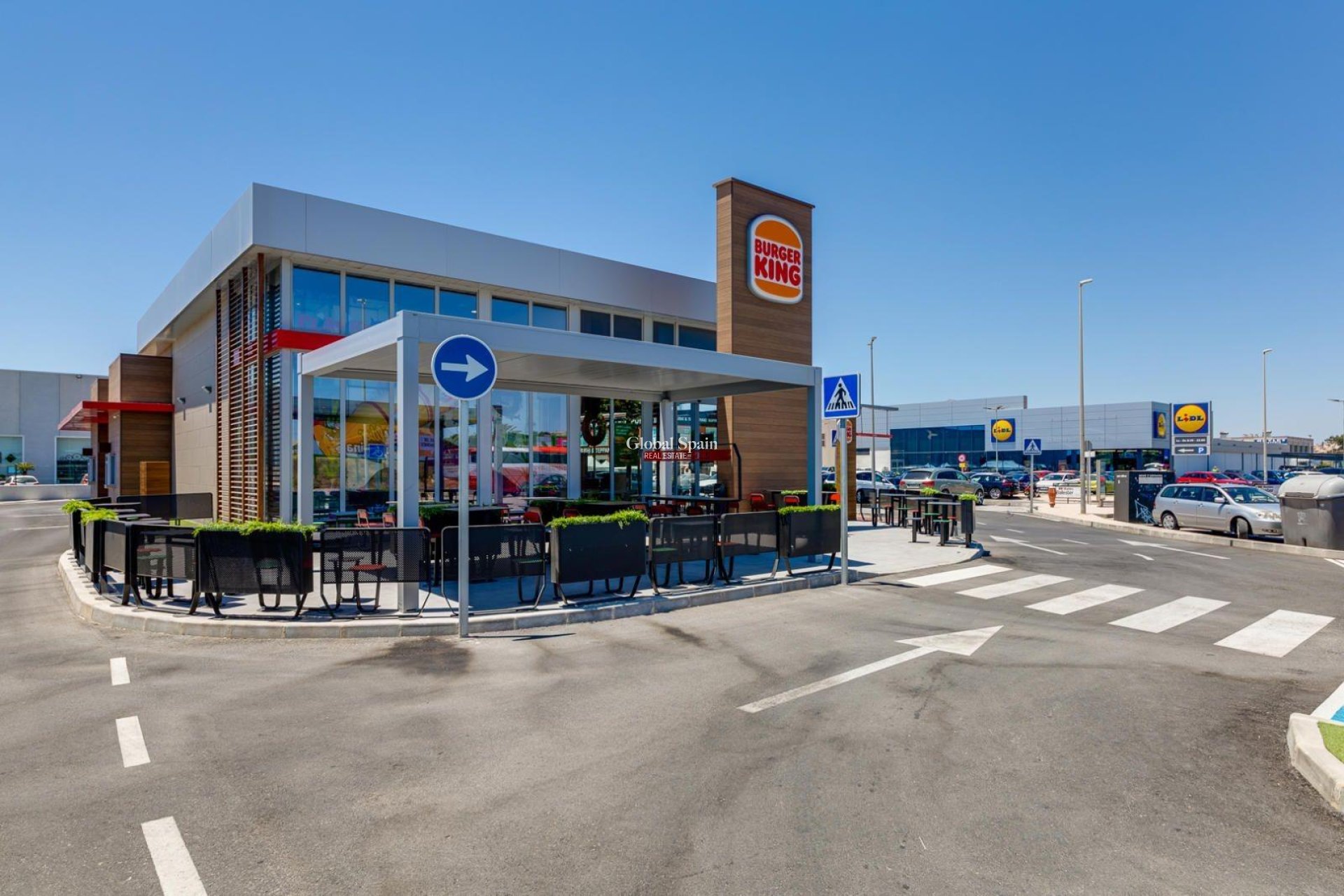 Resale - VILLA -
SAN FULGENCIO - LA MARINA