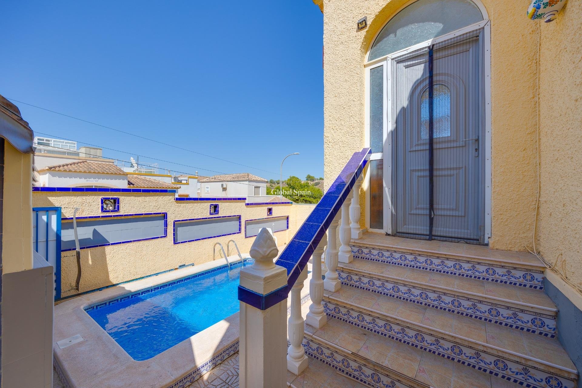 Resale - VILLA -
SAN FULGENCIO - LA MARINA