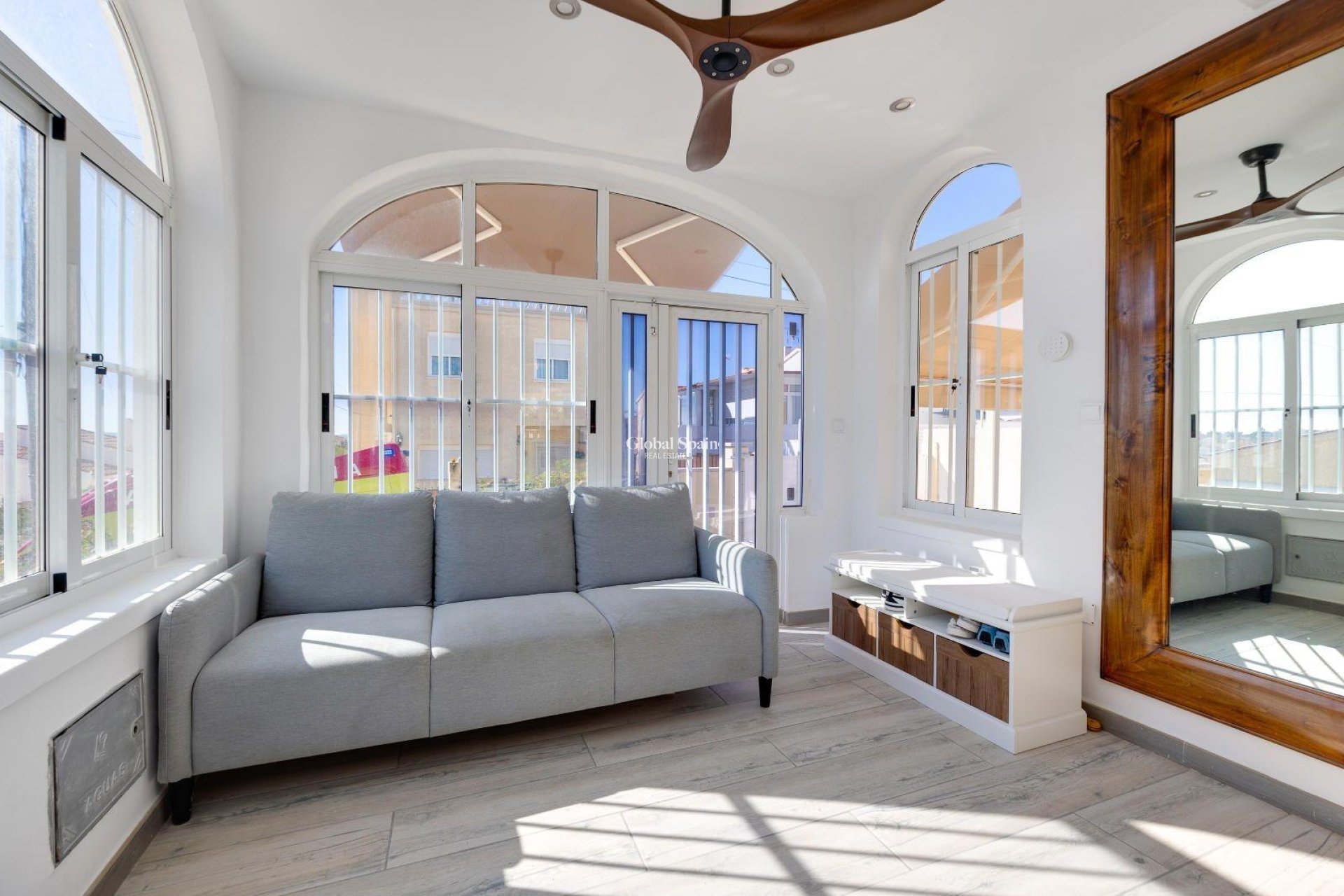 Resale - VILLA -
SAN FULGENCIO - LA MARINA