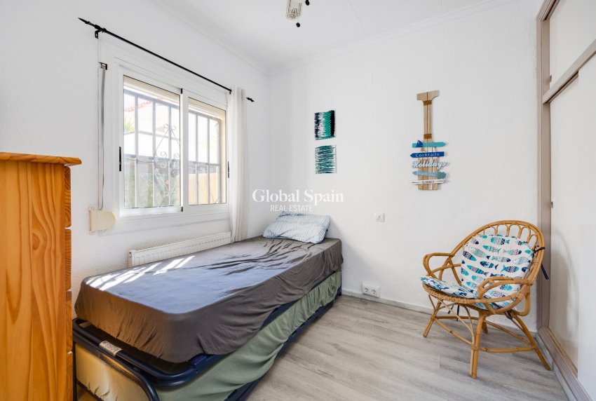 Resale - VILLA -
SAN FULGENCIO - LA MARINA