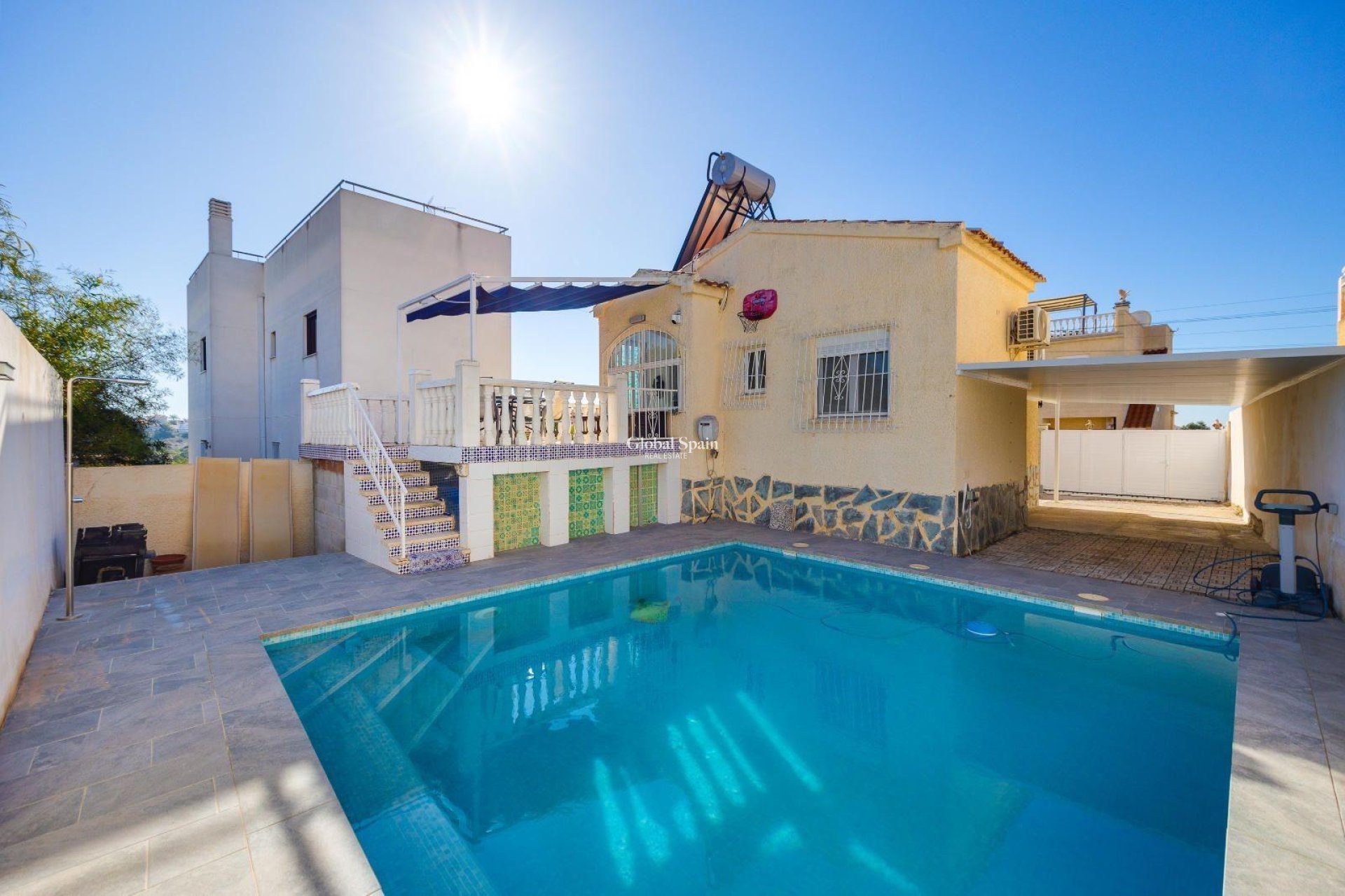 Resale - VILLA -
SAN FULGENCIO - LA MARINA