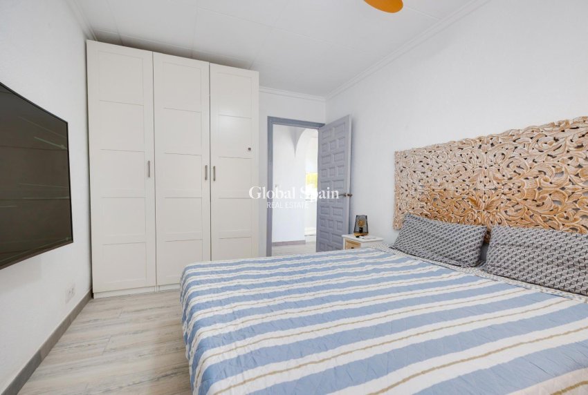 Resale - VILLA -
SAN FULGENCIO - LA MARINA