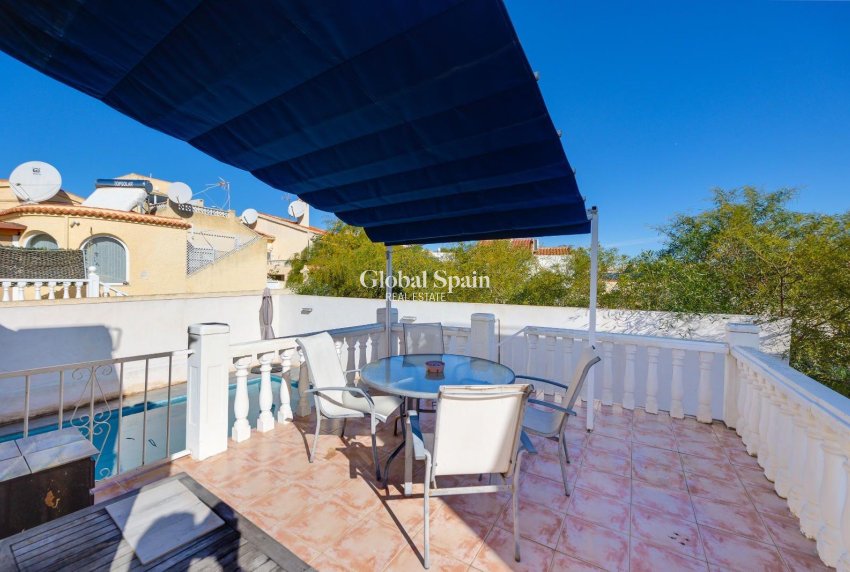 Resale - VILLA -
SAN FULGENCIO - LA MARINA