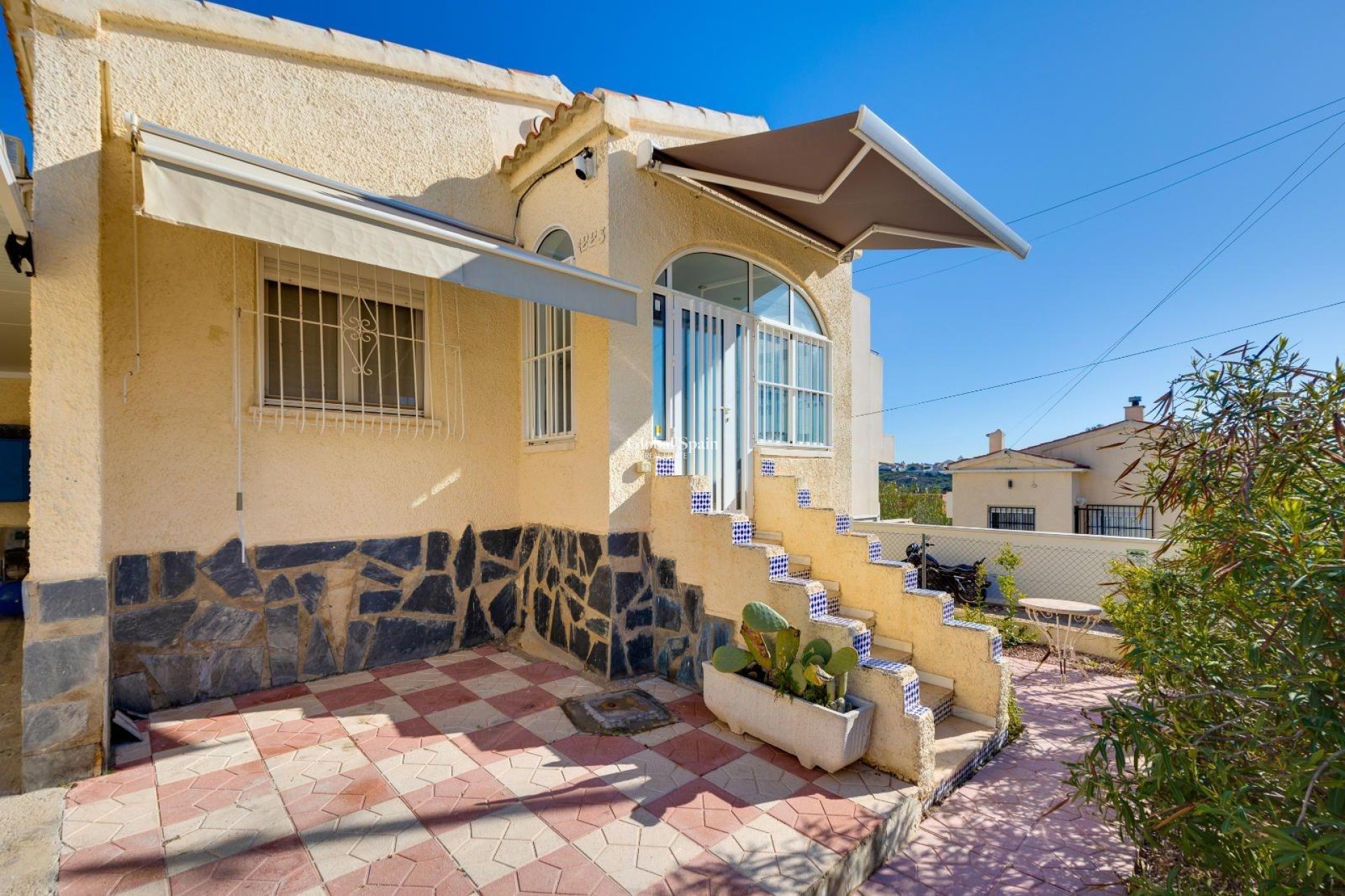 Resale - VILLA -
SAN FULGENCIO - LA MARINA