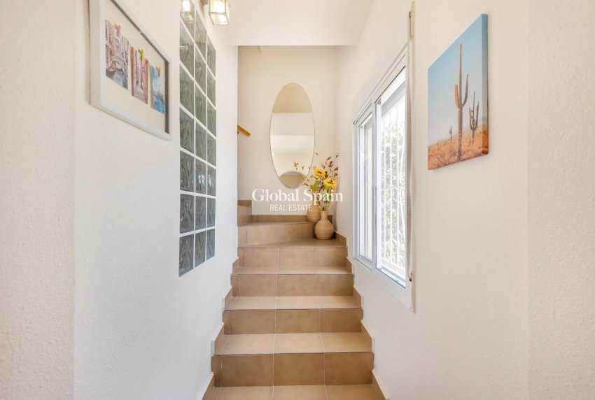 Resale - VILLA -
SAN FULGENCIO - Urb. La Marina